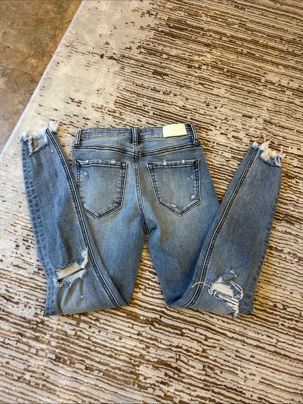 Women’s Skinny Distressed Jeans - Light Blue